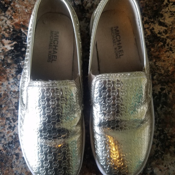 Girls Michael Kors Slip Ons - Picture 2 of 3